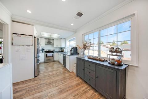 336 Barcelona St, Vallejo, CA 94591 photo 10
