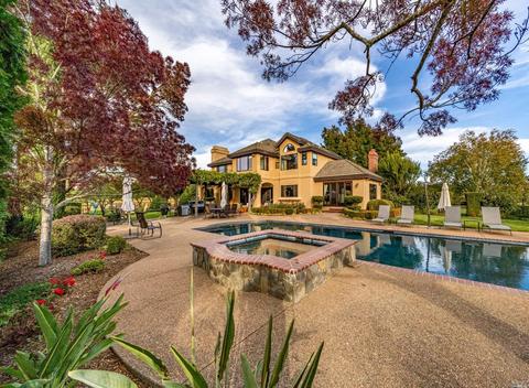 673 Limerick Ln, Healdsburg, CA 95448 photo 3