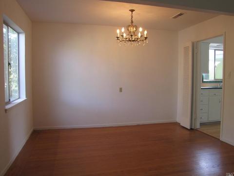 660 W D St S, Dixon, CA 95620 photo 4