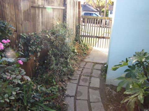 660 W D St S, Dixon, CA 95620 photo 20