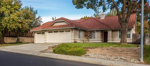 842 Wethersfield Dr, Vacaville, CA 95688 photo 2