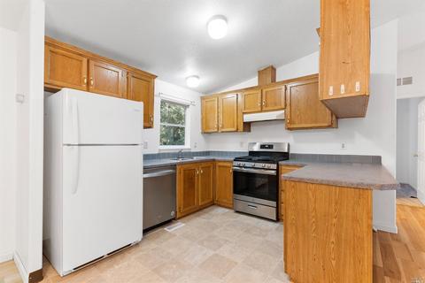 1816 Buckeye Rd, Willits, CA 95490 photo 10