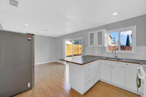 172 Amherst Ave, Vallejo, CA 94589 photo 16