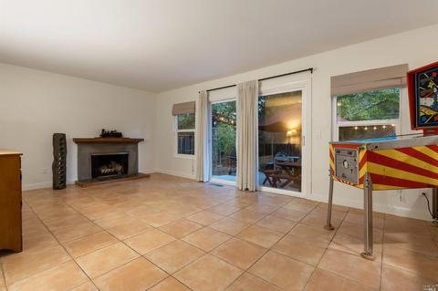 1282 Larkin Dr, Sonoma, CA 95476 photo 26