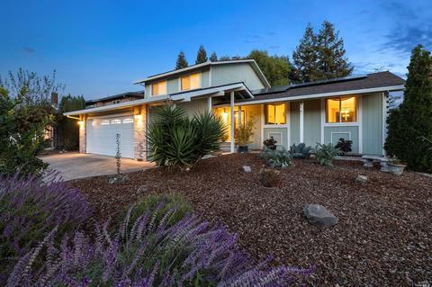 1282 Larkin Dr, Sonoma, CA 95476 photo 1