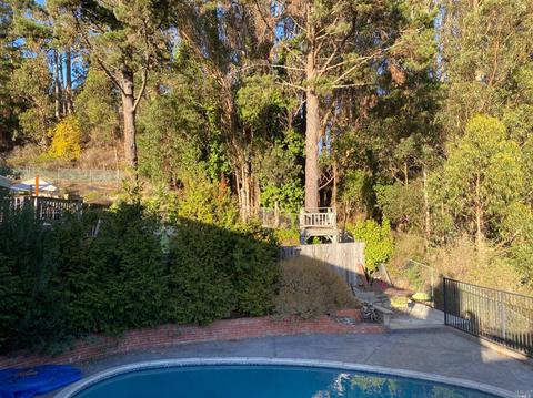 26 Kings Canyon Way, Pacifica, CA 94044 photo 3