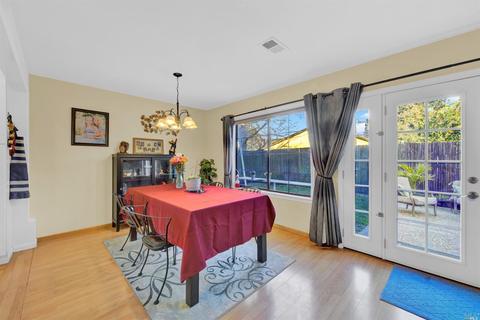 2216 Cedarbrook Dr, Fairfield, CA 94534 photo 12