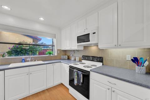 2216 Cedarbrook Dr, Fairfield, CA 94534 photo 9