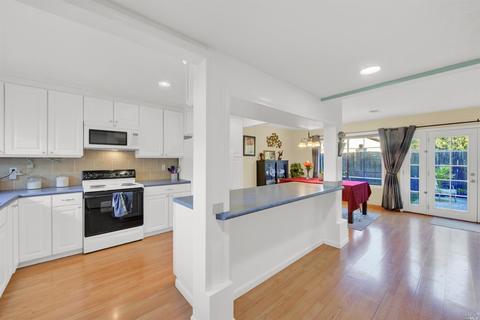 2216 Cedarbrook Dr, Fairfield, CA 94534 photo 5