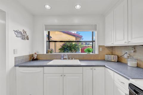 2216 Cedarbrook Dr, Fairfield, CA 94534 photo 7
