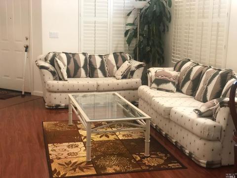 2190 Garnet Cir, Vallejo, CA 94591 photo 2