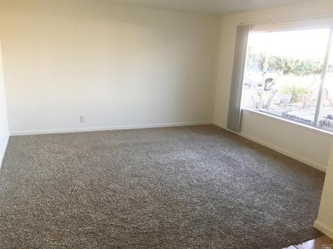 121 Larsen Cir, Vallejo, CA 94589 photo 6