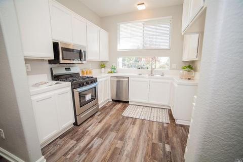 2791 Parkview Ter, Fairfield, CA 94534 photo 6