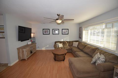 929 Starr View Dr, Windsor, CA 95492 photo 12