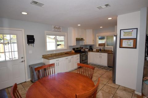 929 Starr View Dr, Windsor, CA 95492 photo 17