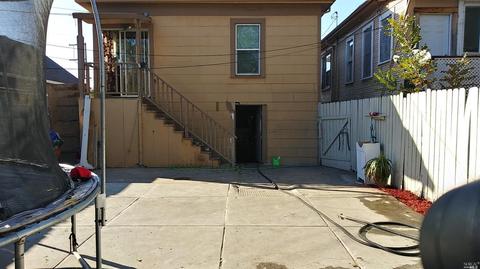 1126 Monterey St, Vallejo, CA 94590 photo 3