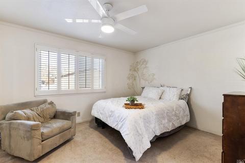 204 Main Cir, Ukiah, CA 95482 photo 12