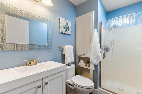 204 Main Cir, Ukiah, CA 95482 photo 17