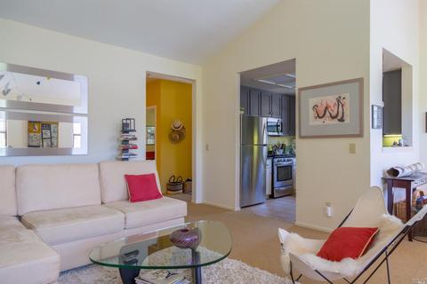 621 Cherry Ave, Sonoma, CA 95476 photo 3