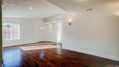 2160 Cedarbrook Dr, Fairfield, CA 94534 photo 7