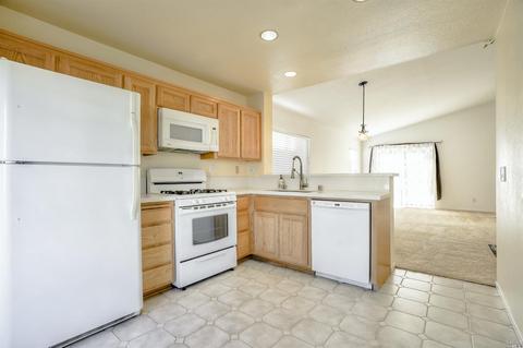 282 Compton Ave, Santa Rosa, CA 95404 photo 9