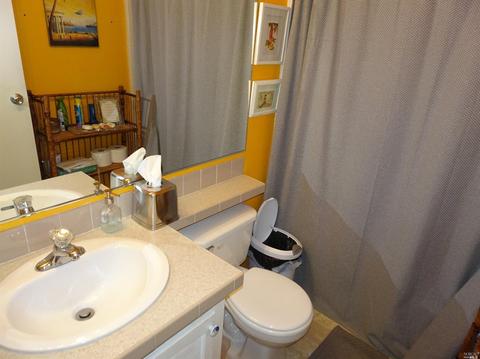 10 Valencia Dr, Fairfield, CA 94533 photo 37
