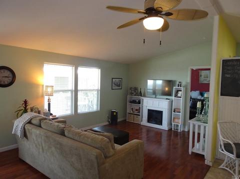10 Valencia Dr, Fairfield, CA 94533 photo 12