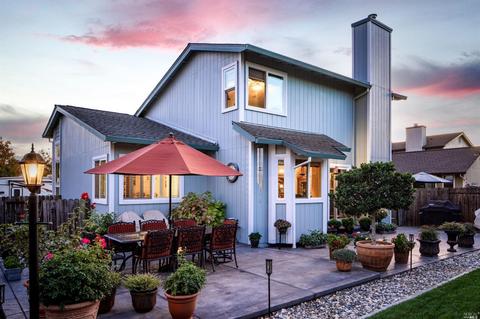 2407 Button Ct, Santa Rosa, CA 95403 photo 2
