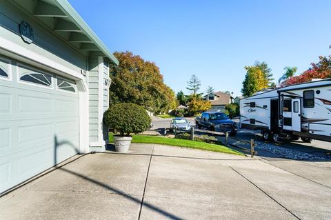 2407 Button Ct, Santa Rosa, CA 95403 photo 5