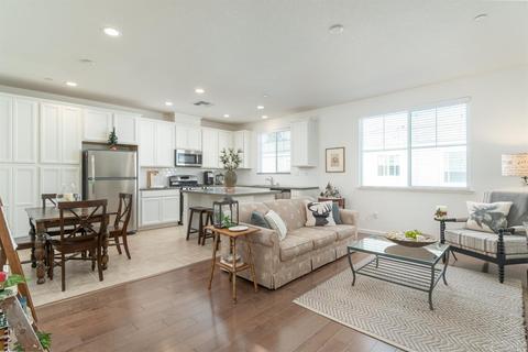 2143 Eva St, Napa, CA 94559 photo 4