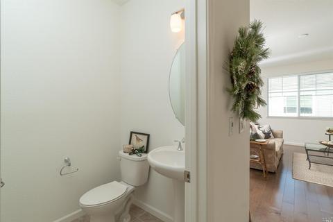 2143 Eva St, Napa, CA 94559 photo 7