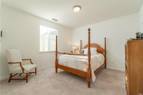 2143 Eva St, Napa, CA 94559 photo 8