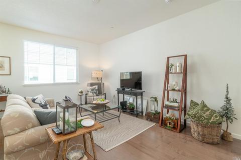 2143 Eva St, Napa, CA 94559 photo 5