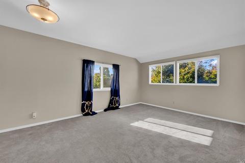 1391 Mariposa St, Vallejo, CA 94590 photo 31