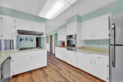1391 Mariposa St, Vallejo, CA 94590 photo 18