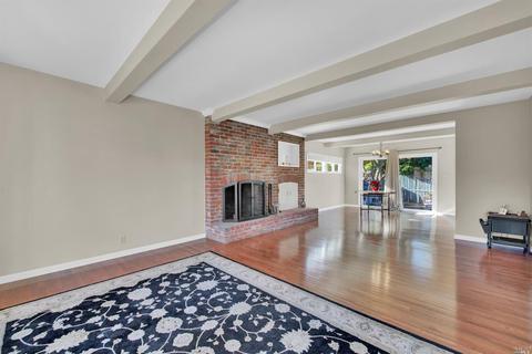 1391 Mariposa St, Vallejo, CA 94590 photo 13