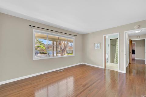 1391 Mariposa St, Vallejo, CA 94590 photo 26