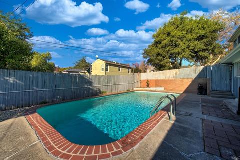 1391 Mariposa St, Vallejo, CA 94590 photo 41