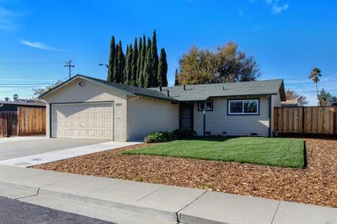 1925 San Benito St, Fairfield, CA 94533 photo 1
