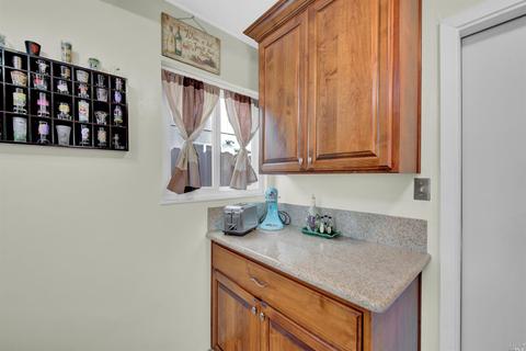 1019 1st St, Fairfield, CA 94533 photo 24