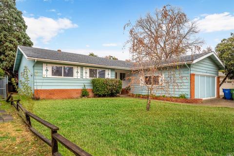 168 Doolan Dr, Ukiah, CA 95482 photo 2