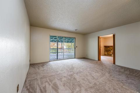 168 Doolan Dr, Ukiah, CA 95482 photo 6