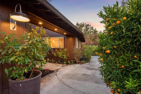 597 Este Madera Dr, Sonoma, CA 95476 photo 7