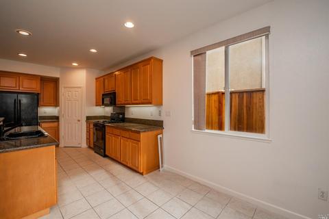 Undisclosed, Fairfield, CA 94533 photo 9