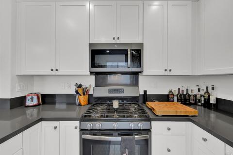 2252 Eva St, Napa, CA 94559 photo 23