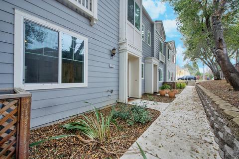 2252 Eva St, Napa, CA 94559 photo 4
