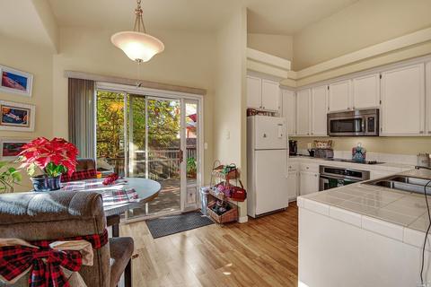 335 School St, Healdsburg, CA 95448 photo 6