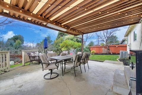226 Navone St, Vallejo, CA 94591 photo 29