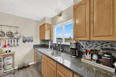 226 Navone St, Vallejo, CA 94591 photo 12