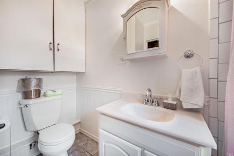 635 Rodeo Ave, Rodeo, CA 94572 photo 17